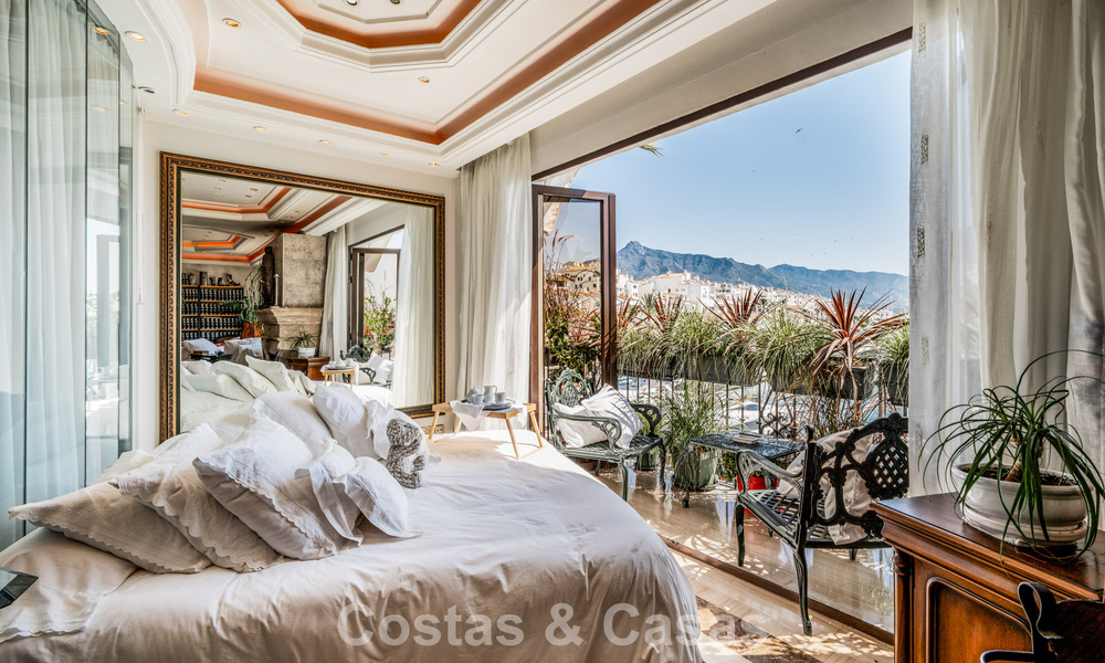 Amplio apartamento dúplex en venta con impresionantes vistas, en primera línea del puerto deportivo de Puerto Banús, Marbella 784166