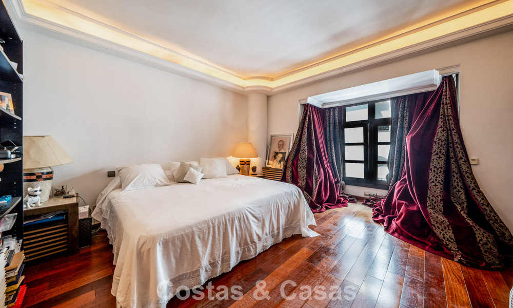 Amplio apartamento dúplex en venta con impresionantes vistas, en primera línea del puerto deportivo de Puerto Banús, Marbella 784173