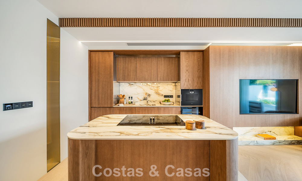 Lujoso apartamento de 3 dormitorios en venta con vistas panorámicas a la Milla de Oro de Marbella 784213