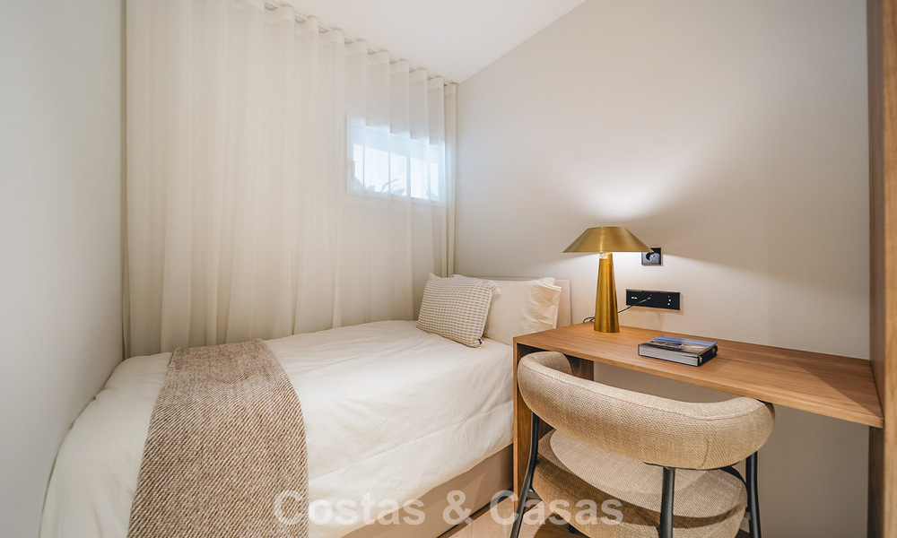 Lujoso apartamento de 3 dormitorios en venta con vistas panorámicas a la Milla de Oro de Marbella 784240