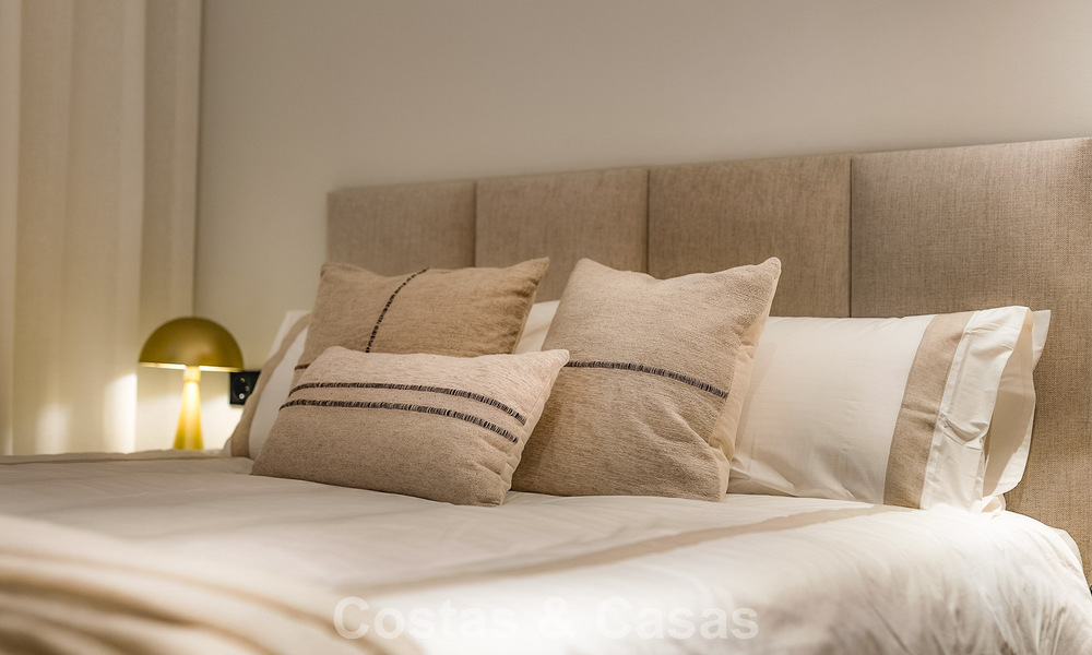 Lujoso apartamento de 3 dormitorios en venta con vistas panorámicas a la Milla de Oro de Marbella 784244