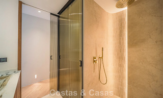 Lujoso apartamento de 3 dormitorios en venta con vistas panorámicas a la Milla de Oro de Marbella 784248 