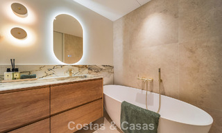 Lujoso apartamento de 3 dormitorios en venta con vistas panorámicas a la Milla de Oro de Marbella 784261 