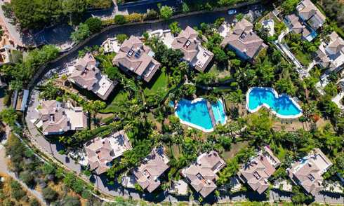 Impresionante villa mediterránea moderna en venta en un complejo seguro y exclusivo en la Milla de Oro de Marbella 784282