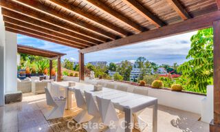 Impresionante villa mediterránea moderna en venta en un complejo seguro y exclusivo en la Milla de Oro de Marbella 784297 