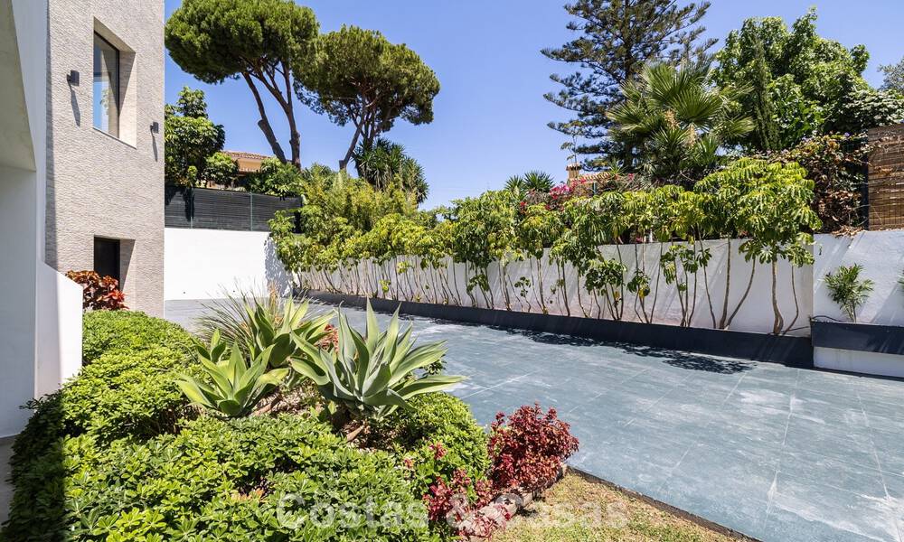 Villa con encanto mediterráneo y un toque moderno en venta cerca del centro de San Pedro, Marbella 784375