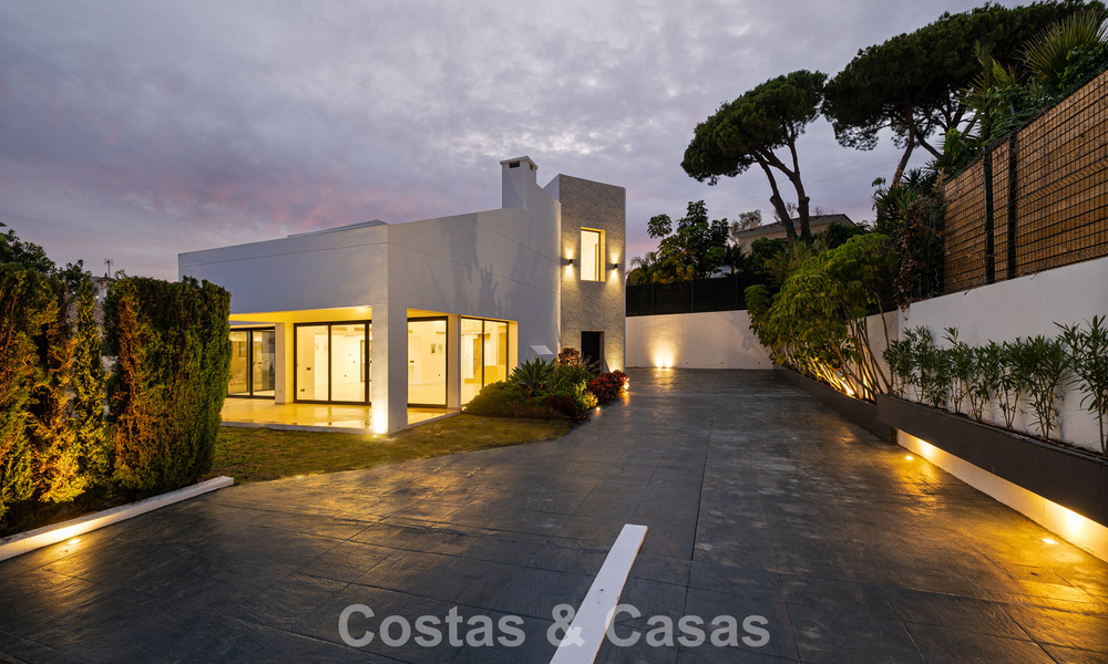 Villa con encanto mediterráneo y un toque moderno en venta cerca del centro de San Pedro, Marbella 784381