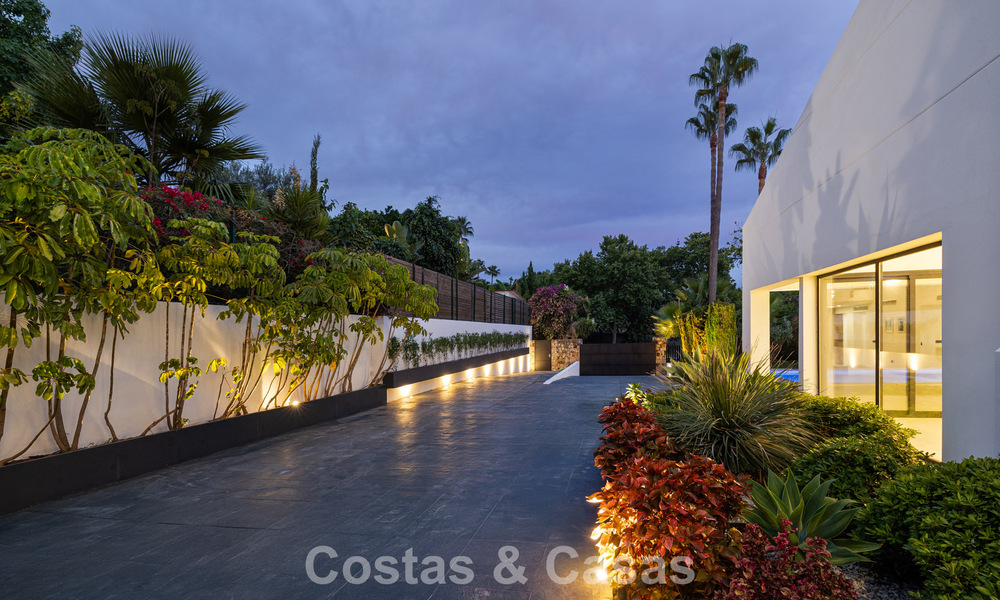 Villa con encanto mediterráneo y un toque moderno en venta cerca del centro de San Pedro, Marbella 784384