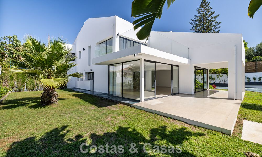 Villa con encanto mediterráneo y un toque moderno en venta cerca del centro de San Pedro, Marbella 784389