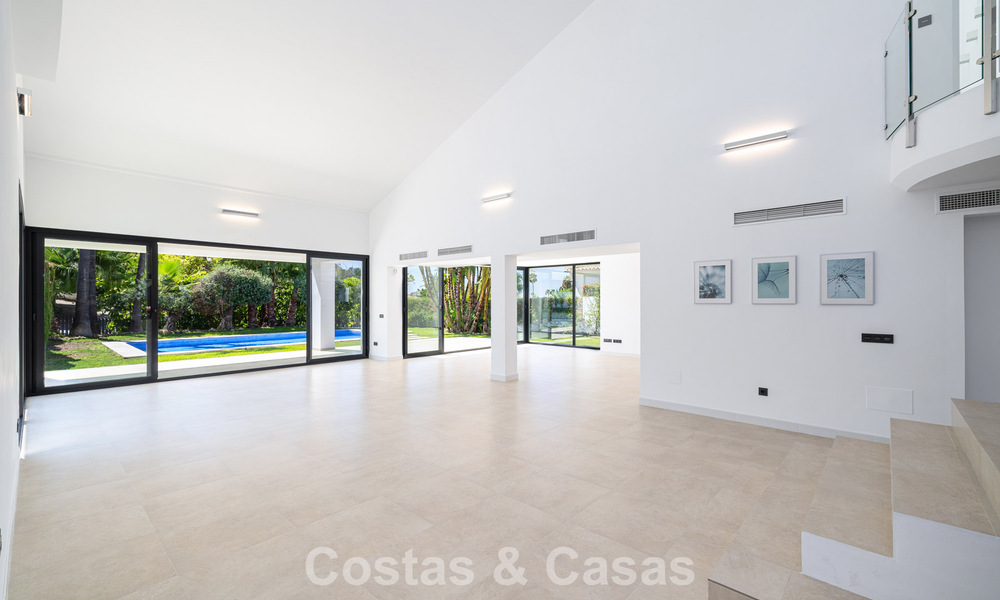 Villa con encanto mediterráneo y un toque moderno en venta cerca del centro de San Pedro, Marbella 784402