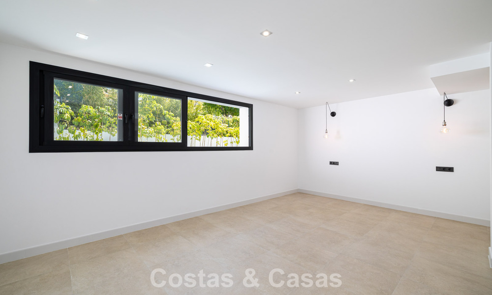 Villa con encanto mediterráneo y un toque moderno en venta cerca del centro de San Pedro, Marbella 784406