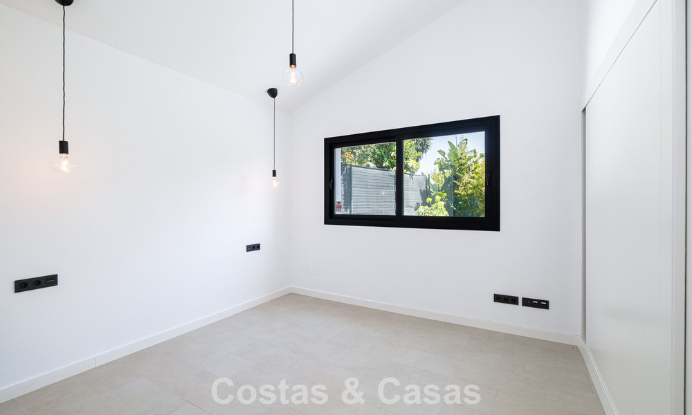 Villa con encanto mediterráneo y un toque moderno en venta cerca del centro de San Pedro, Marbella 784419