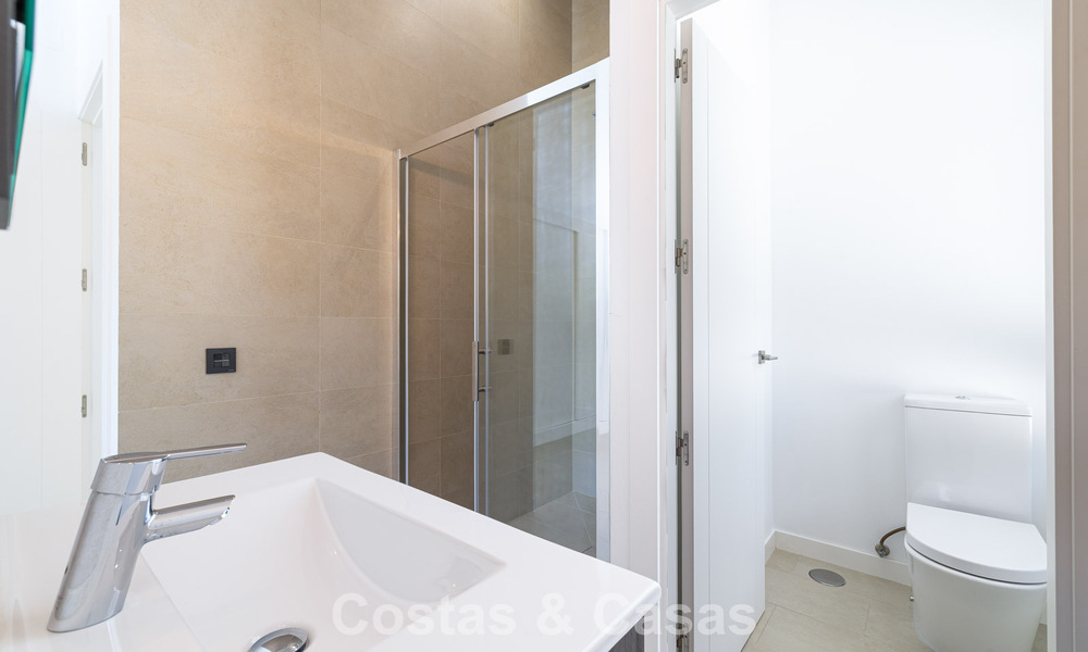 Villa con encanto mediterráneo y un toque moderno en venta cerca del centro de San Pedro, Marbella 784421