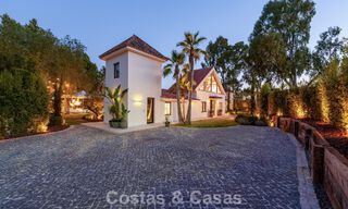 Exclusiva villa de una sola planta en venta a pocos pasos de la playa y todos los servicios en San Pedro y Puerto Banús, Marbella 784425 