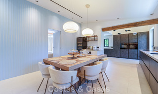 Exclusiva villa de una sola planta en venta a pocos pasos de la playa y todos los servicios en San Pedro y Puerto Banús, Marbella 784435 