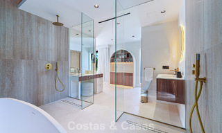 Exclusiva villa de una sola planta en venta a pocos pasos de la playa y todos los servicios en San Pedro y Puerto Banús, Marbella 784444 