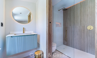 Exclusiva villa de una sola planta en venta a pocos pasos de la playa y todos los servicios en San Pedro y Puerto Banús, Marbella 784456 