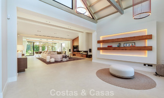 Exclusiva villa de una sola planta en venta a pocos pasos de la playa y todos los servicios en San Pedro y Puerto Banús, Marbella 784458 