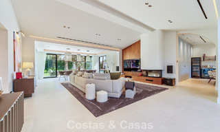 Exclusiva villa de una sola planta en venta a pocos pasos de la playa y todos los servicios en San Pedro y Puerto Banús, Marbella 784460 