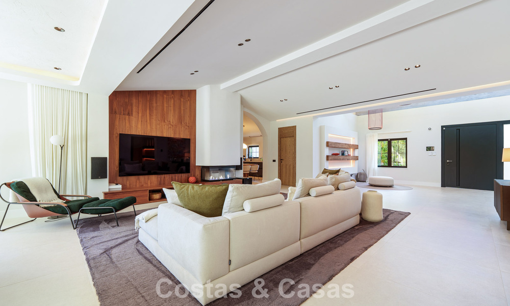 Exclusiva villa de una sola planta en venta a pocos pasos de la playa y todos los servicios en San Pedro y Puerto Banús, Marbella 784464
