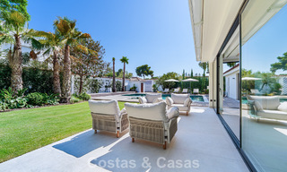 Exclusiva villa de una sola planta en venta a pocos pasos de la playa y todos los servicios en San Pedro y Puerto Banús, Marbella 784468 