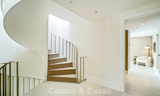 Impresionante casa adosada reformada en venta en primera línea del campo de golf La Quinta en Marbella - Benahavís 784557 