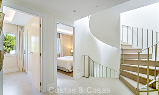 Impresionante casa adosada reformada en venta en primera línea del campo de golf La Quinta en Marbella - Benahavís 784559 