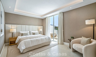 Impresionante casa adosada reformada en venta en primera línea del campo de golf La Quinta en Marbella - Benahavís 784561 