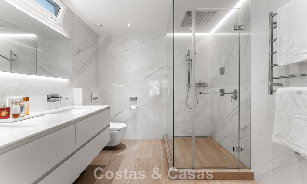 Apartamento de 3 dormitorios en un complejo boutique en venta en Puente Romano, en la Milla de Oro de Marbella 784518