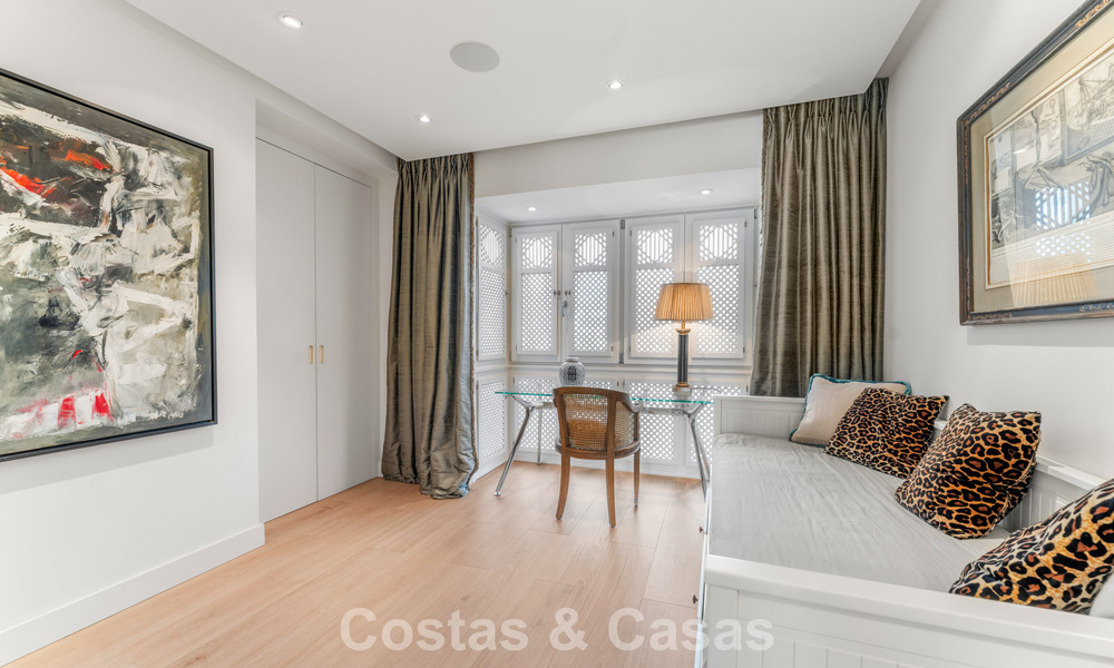 Apartamento de 3 dormitorios en un complejo boutique en venta en Puente Romano, en la Milla de Oro de Marbella 784530