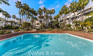 Apartamento de 3 dormitorios en un complejo boutique en venta en Puente Romano, en la Milla de Oro de Marbella 784539 