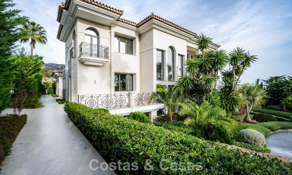Impresionante villa con arquitectura auténtica y vistas al mar en venta en Sierra Blanca, en la Milla de Oro de Marbella 784630