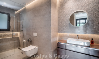 Impresionante villa con arquitectura auténtica y vistas al mar en venta en Sierra Blanca, en la Milla de Oro de Marbella 784650 