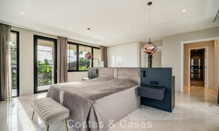 Impresionante villa con arquitectura auténtica y vistas al mar en venta en Sierra Blanca, en la Milla de Oro de Marbella 784652 
