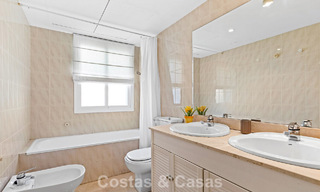 Luminoso apartamento de 3 dormitorios en venta en La Quinta Golf Resort, Benahavís - Marbella 784716 