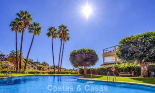Luminoso apartamento de 3 dormitorios en venta en La Quinta Golf Resort, Benahavís - Marbella 784722 