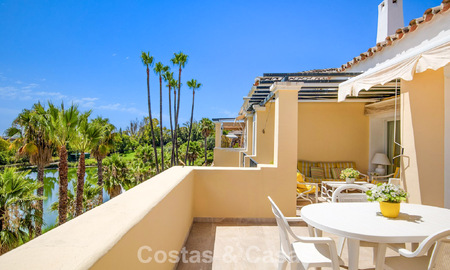 Luminoso apartamento de 3 dormitorios en venta en La Quinta Golf Resort, Benahavís - Marbella 784734