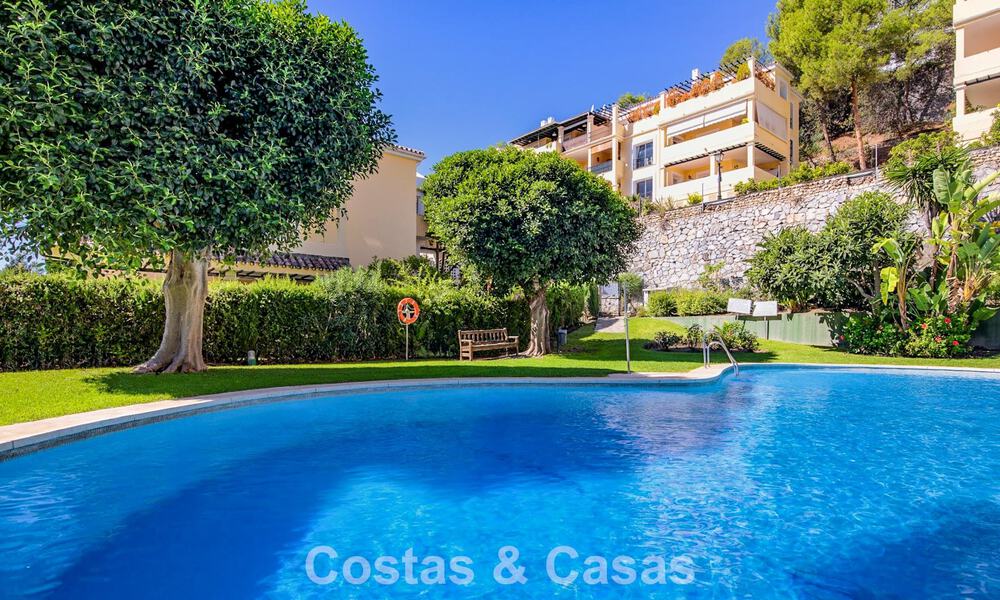 Luminoso apartamento de 3 dormitorios en venta en La Quinta Golf Resort, Benahavís - Marbella 784735