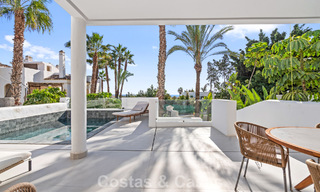 Lujosas casas reformadas en venta a un paso de la casa club de golf, Nueva Milla de Oro, entre Marbella y Estepona 784747 