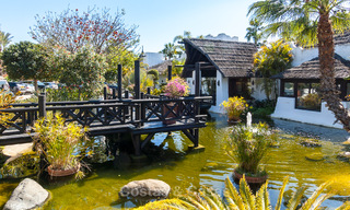 Lujosas casas reformadas en venta a un paso de la casa club de golf, Nueva Milla de Oro, entre Marbella y Estepona 784790 