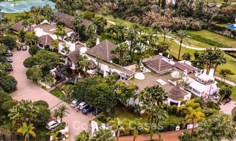 Lujosas casas reformadas en venta a un paso de la casa club de golf, Nueva Milla de Oro, entre Marbella y Estepona 784794