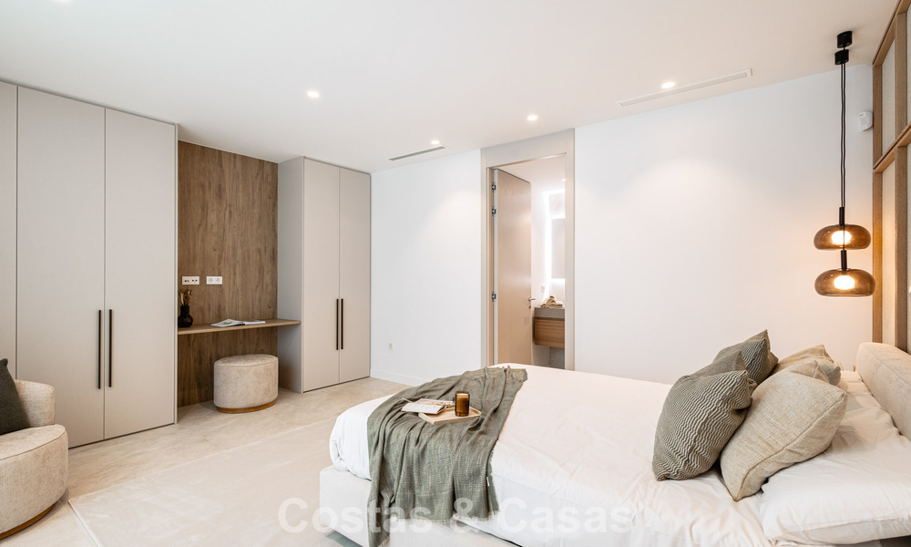 Villa modernista de lujo de una sola planta en venta en Nueva Andalucía, Marbella 799813