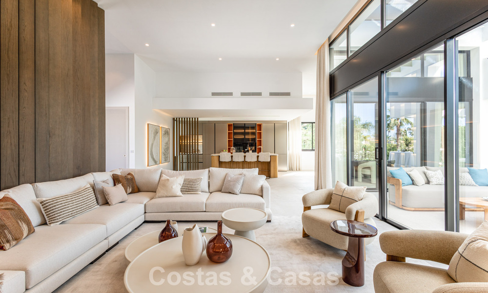 Villa modernista de lujo de una sola planta en venta en Nueva Andalucía, Marbella 799830
