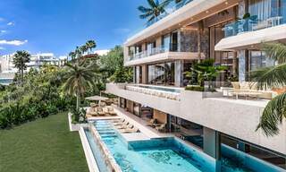 Exclusivas villas de diseño con interiores Versace Home en venta en Nueva Andalucía, Marbella 784978 
