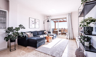 Listo para entrar a vivir, ático de lujo con vistas panorámicas al golf, mar y montaña en venta en Benahavis - Marbella 784806 