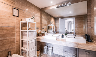 Listo para entrar a vivir, ático de lujo con vistas panorámicas al golf, mar y montaña en venta en Benahavis - Marbella 784831 