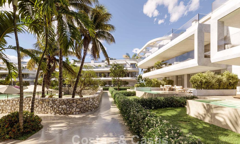 Innovadores apartamentos sobre plano en venta a un paso de los servicios y la playa en Estepona, Costa del Sol 784903