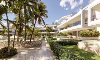 Innovadores apartamentos sobre plano en venta a un paso de los servicios y la playa en Estepona, Costa del Sol 784903 