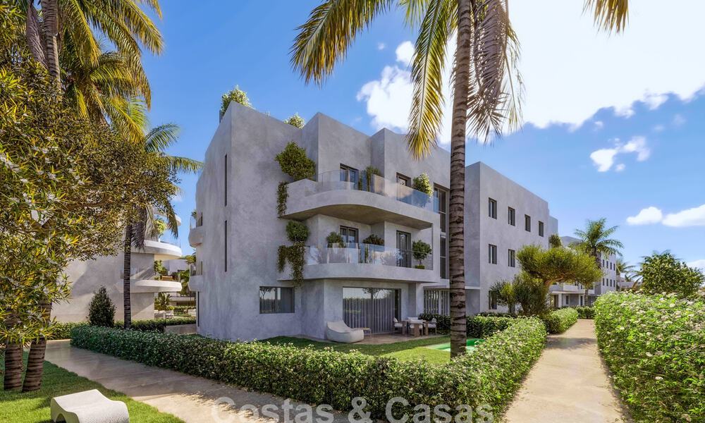 Innovadores apartamentos sobre plano en venta a un paso de los servicios y la playa en Estepona, Costa del Sol 784927