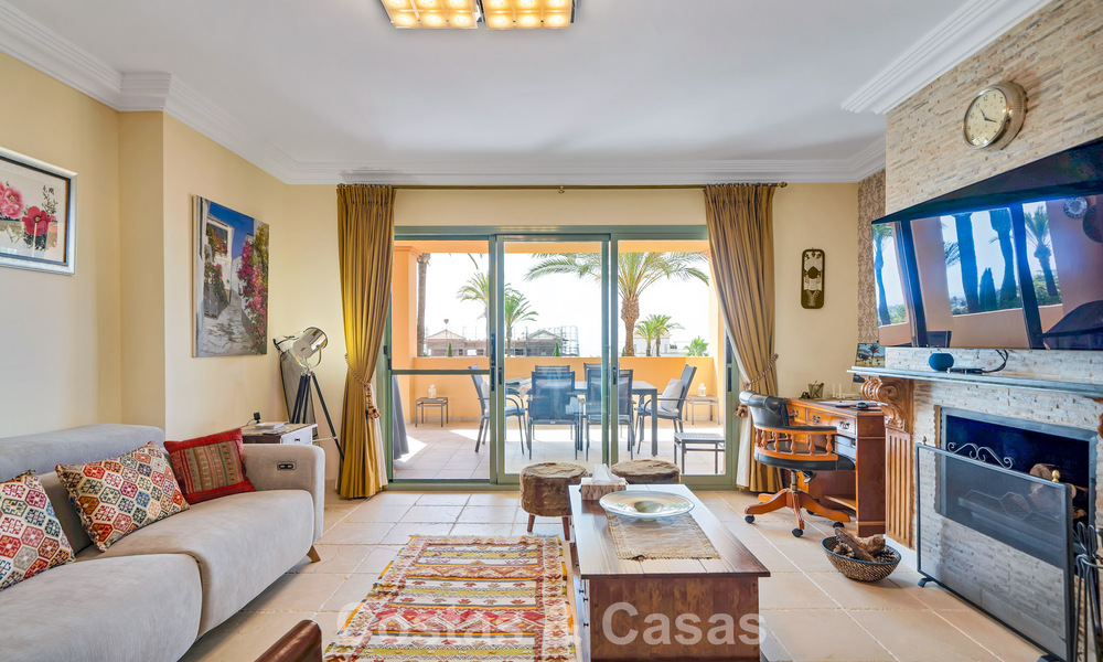 Apartamento de 3 dormitorios en venta con vistas al jardin y al mar, listo para entrar a vivir en Los Flamingos Golf Resort, Marbella - Benahavís 785087
